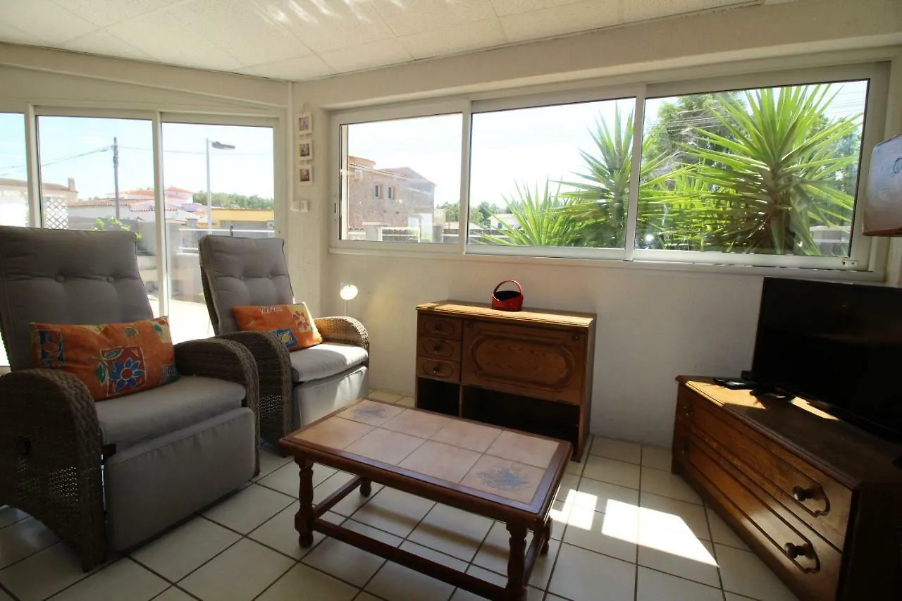 Apart-Rent Casa Carlit 0032 Empuriabrava 0*,